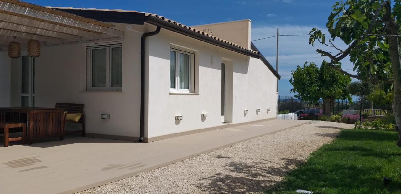 Villa Federica Con Piscina/With Pool ซานตามาเรีย เดล โฟกัลโล ภายนอก รูปภาพ