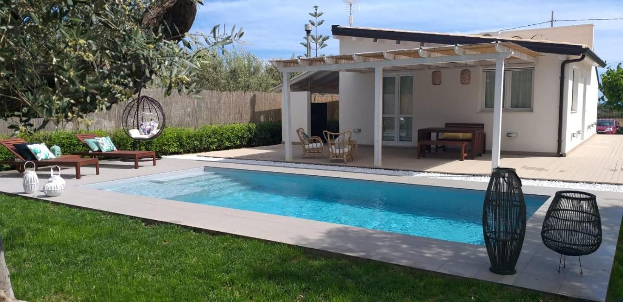 Villa Federica Con Piscina/With Pool ซานตามาเรีย เดล โฟกัลโล ภายนอก รูปภาพ