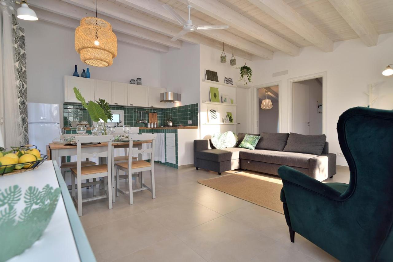 Villa Federica Con Piscina/With Pool ซานตามาเรีย เดล โฟกัลโล ภายนอก รูปภาพ